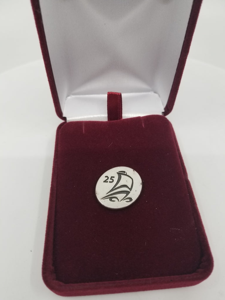 PNB 25 YR service pin - Silver