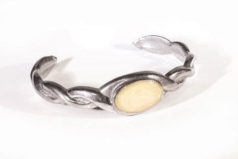 Allure C-Style Bangle
