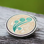Boîte à souvenirs émaillée Fiddlehead