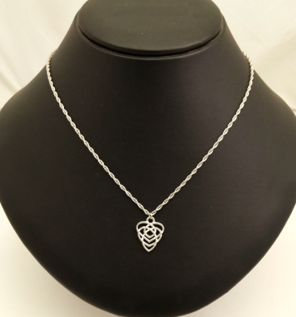 Small Motherhood Celtic Heart Design Pewter Pendant